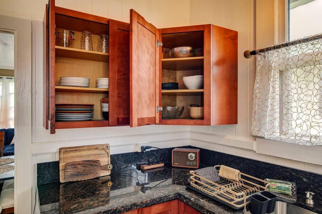 New Paddler'S Inn- 3Br Hilo Downtown ภายนอก รูปภาพ